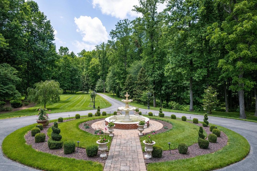 Captivating Waterfront Oasis: Indulge in Luxury at this $8M All-Brick Estate in Mechanicsville, Maryland
