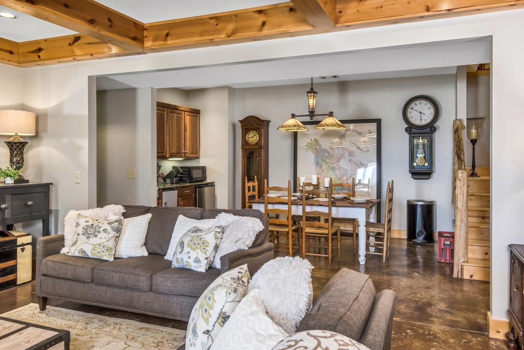 Dream Home in Lebanon, Tennessee: Impeccable Design and Quality for $3.2M