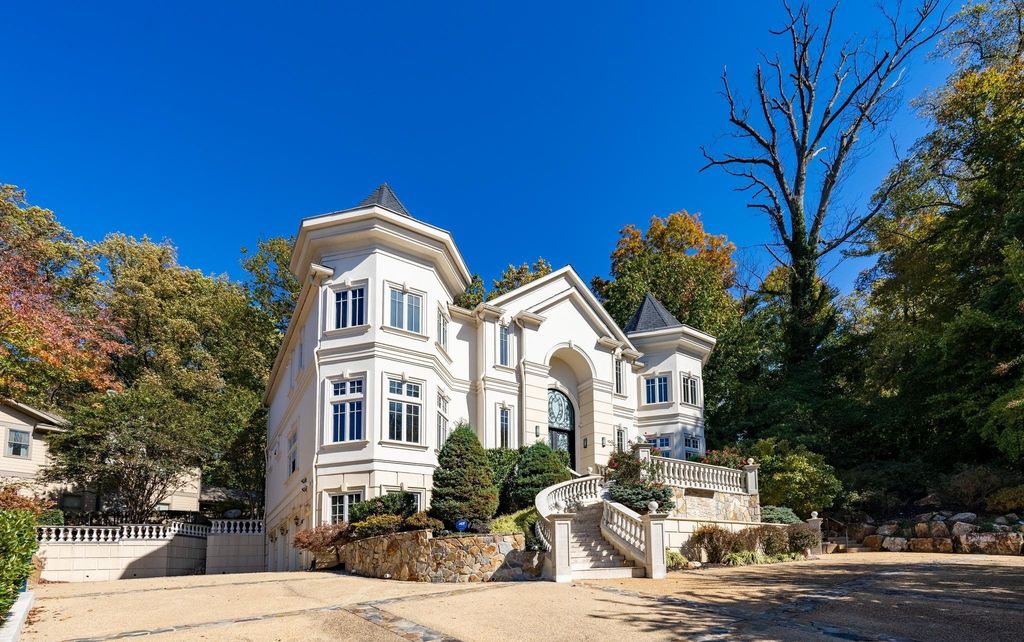 Exquisite and Unparalleled Luxury Home in Bethesda, Maryland: An Invitation to Sophisticated Living at $3.649 Million
