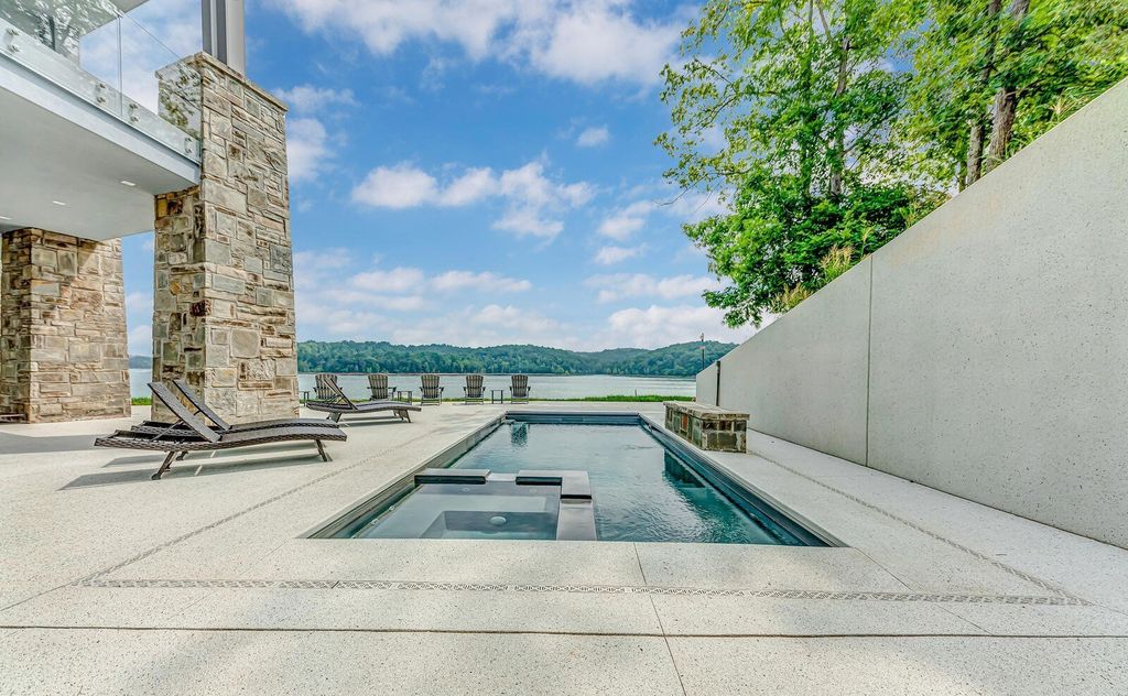 Luxurious Lakefront Living at The Peninsula, La Follette, Tennessee: Breathtaking Home Listed for $11.997 Million
