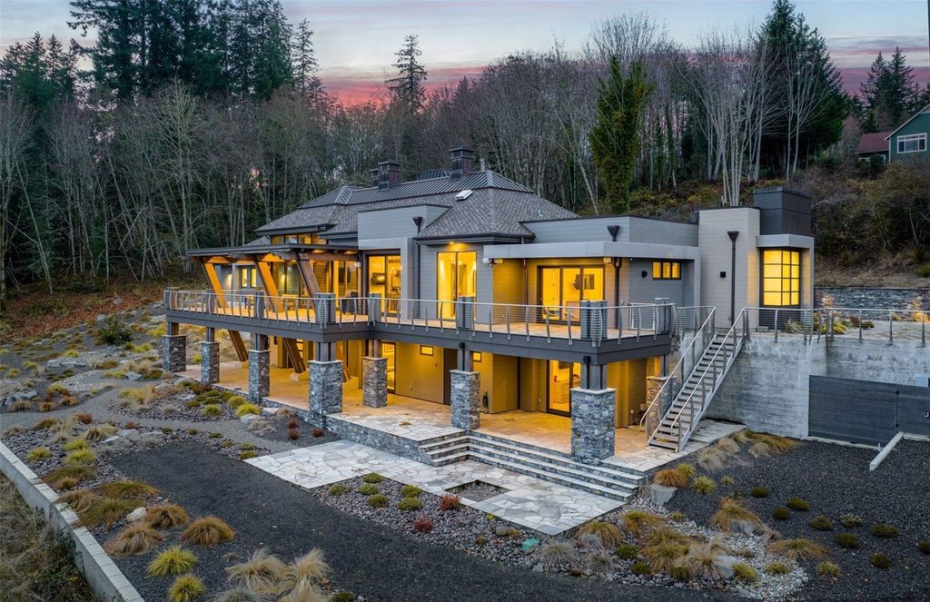 Luxurious Retreat in Shelton, Washington: A Masterpiece of Design, Materials, and Attention to Detail, Listed at $6.5 Million