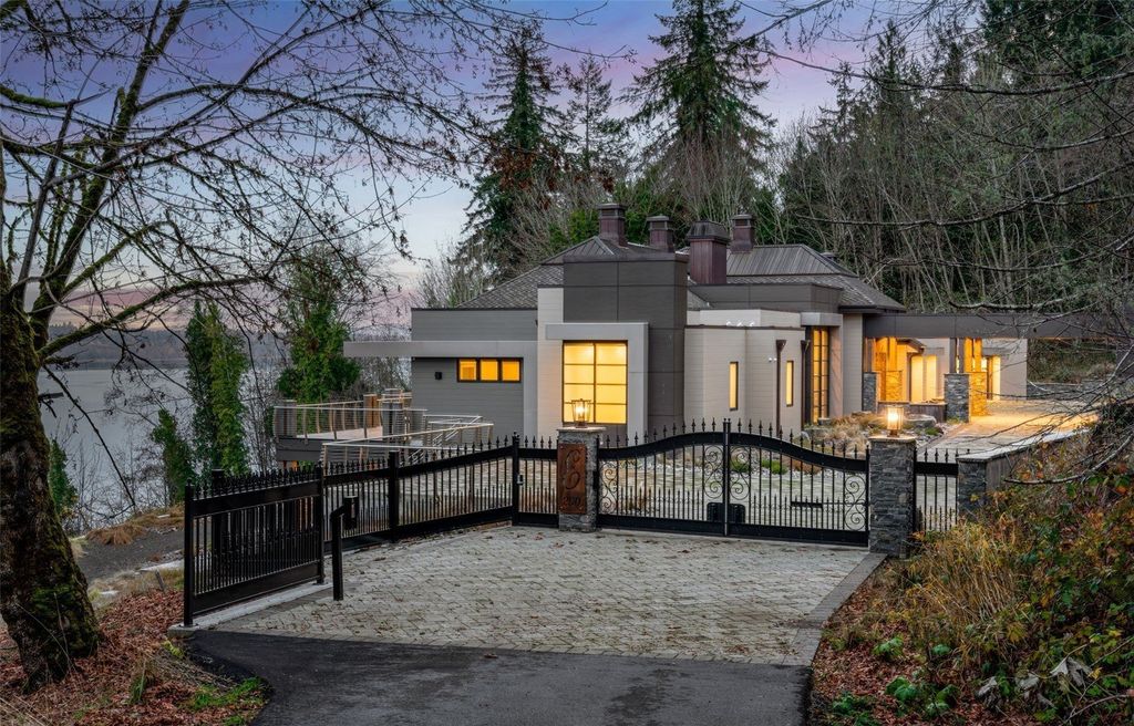 Luxurious Retreat in Shelton, Washington: A Masterpiece of Design, Materials, and Attention to Detail, Listed at $6.5 Million