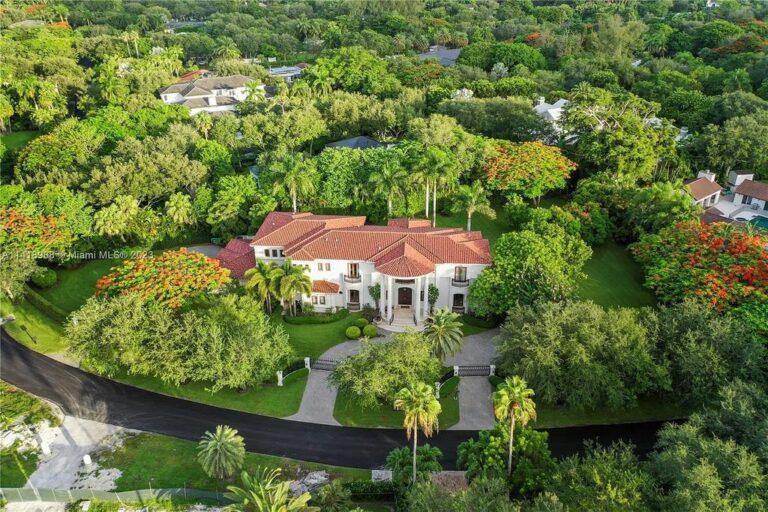 Majestic Estate on 1.04 Acres in Pinecrest is Priced at $7.5 Million