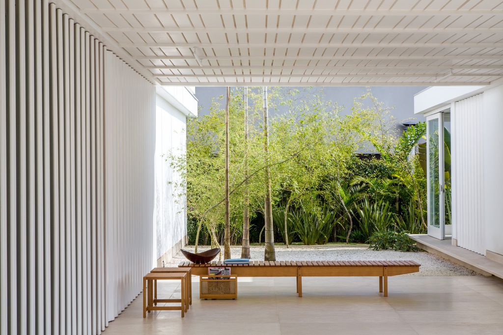 Marone house, modern aesthetics and design by Siqueira+Azul Arquitetura