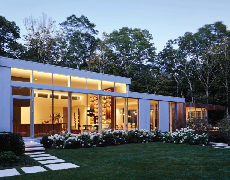 Old Orchard House, a Linear, Single Story Glass House by BMA Architect