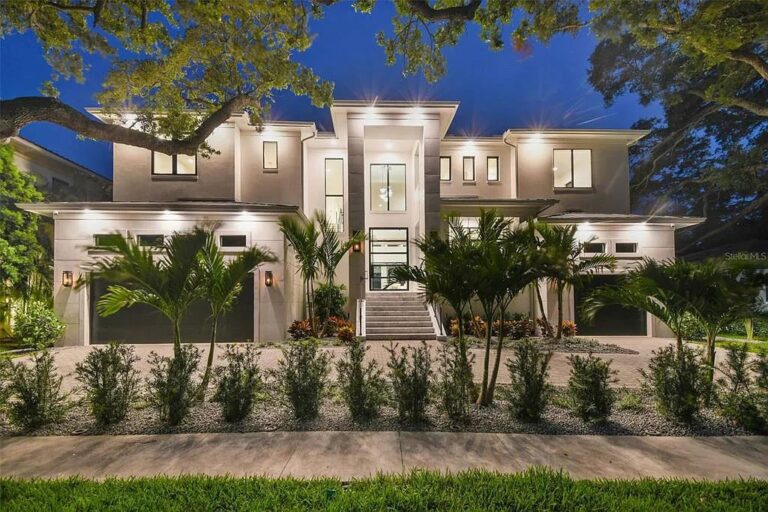 Own Luxury Waterfront Living with Exquisite Residence on Davis Islands, Tampa