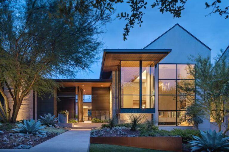 Rollingwood Modern House in Austin, Gabled Forms by LaRue Architects