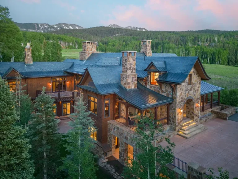 Hood Park Manor: Ultimate Luxury on Telluride’s Ski Slopes in Colorado Asks for $23,000,000