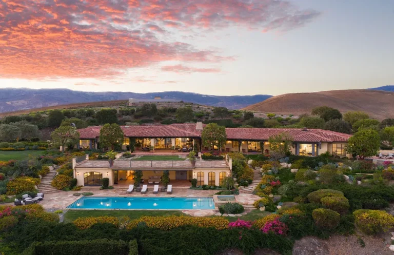 Villa Del Mare: A Luxurious Coastal Retreat on California’s Central Coast for Sale at $25,000,000