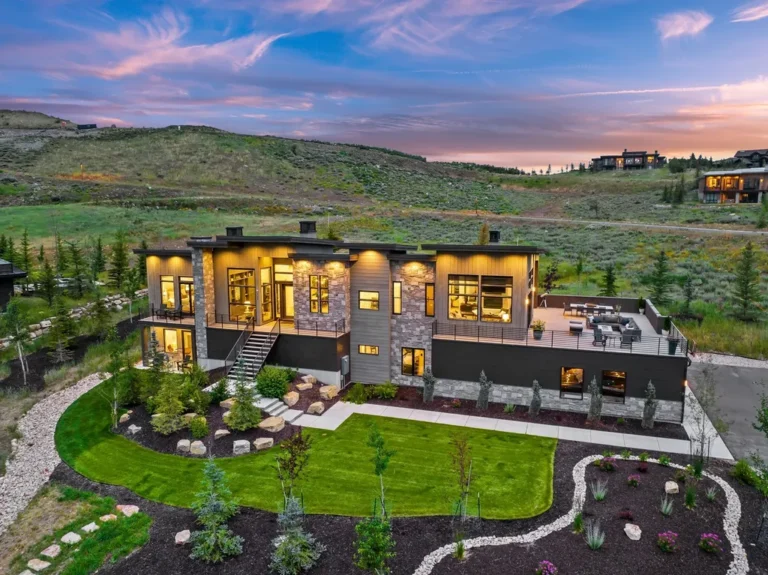Exquisite Mountain Contemporary Home in Utah with Unparalleled Views Asking for $4,450,000
