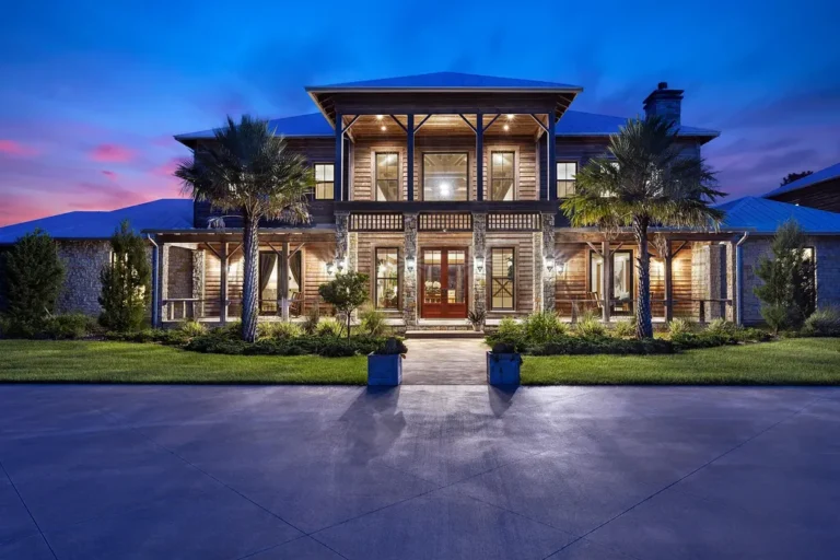 PineHaven Ranch: A Luxurious Oasis in Pine Creek Sporting Club in Okeechobee, Florida is Asking for $17,459,000