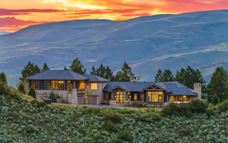 Secluded Mountain Retreat: A Bachelor Gulch Masterpiece with Unparalleled Views in Colorado Offering at $24,500,000