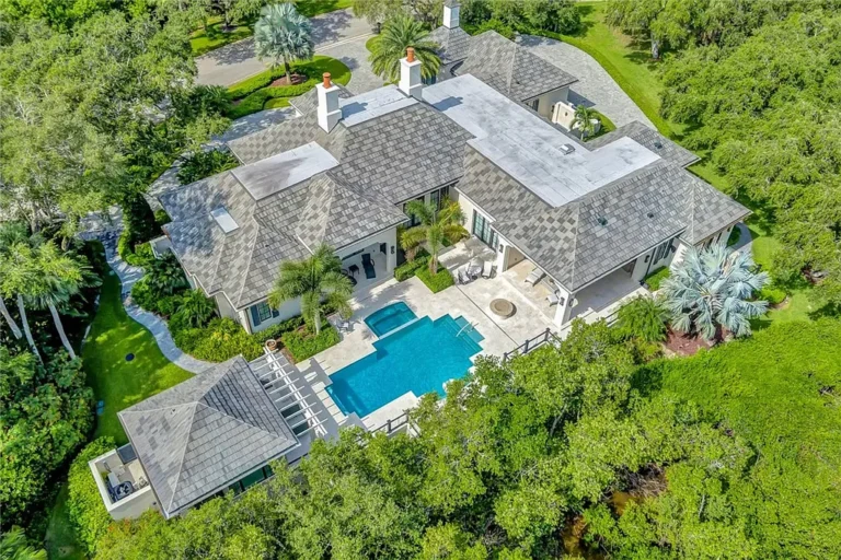 This Majestic Retreat offers The Utmost Privacy in Vero Beach