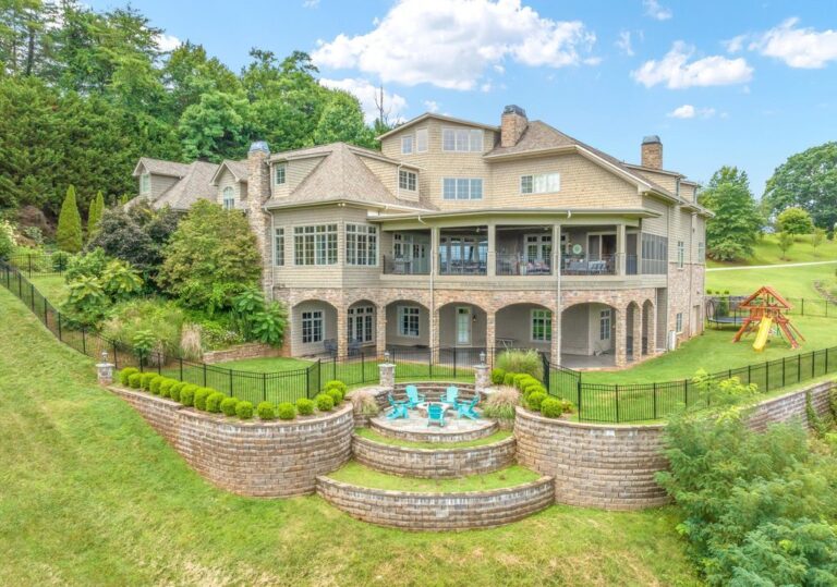 Bella Vista: Majestic 6-Acre Estate with Unrivaled Mountain and River Views in Knoxville, Tennessee Offered at $4 Million