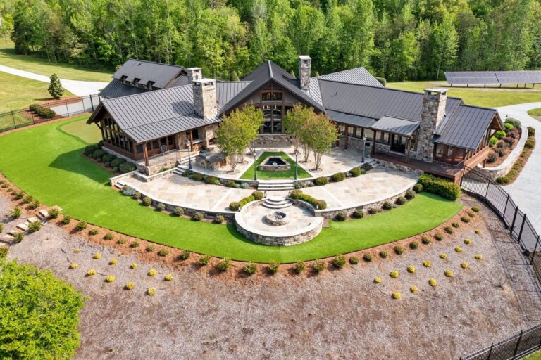 Bella Woods: A Serene Retreat Amidst 187 Acres of Lush Hardwoods in Leasburg, North Carolina – Listed for $5.9 Million