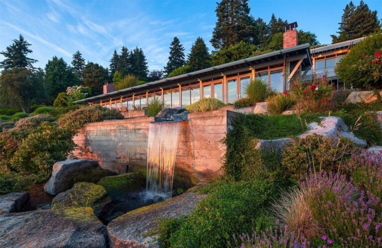 Elford Exquisite Elford West Edge Estate: Waterfront Luxury Crafted by Cutler ...