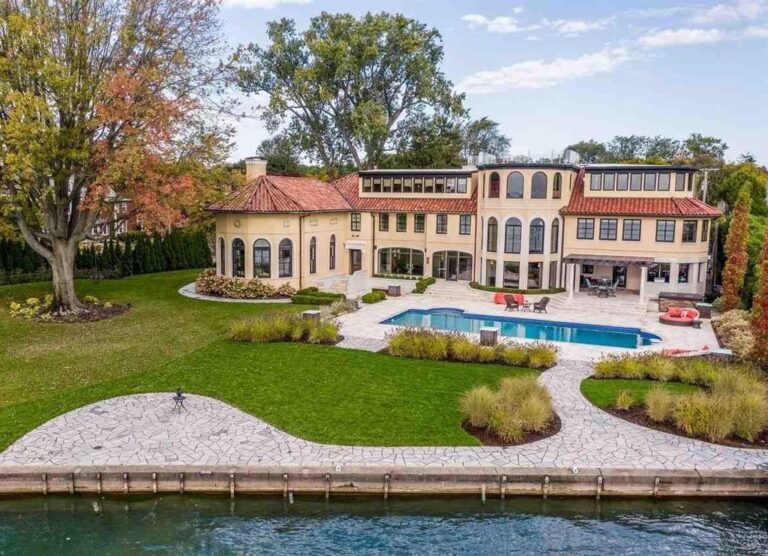 Lakeside Oasis: Preserving Elegance by Architect Robert O. Derrick in Grosse Pointe Park, Michigan Priced at $6.4 Million