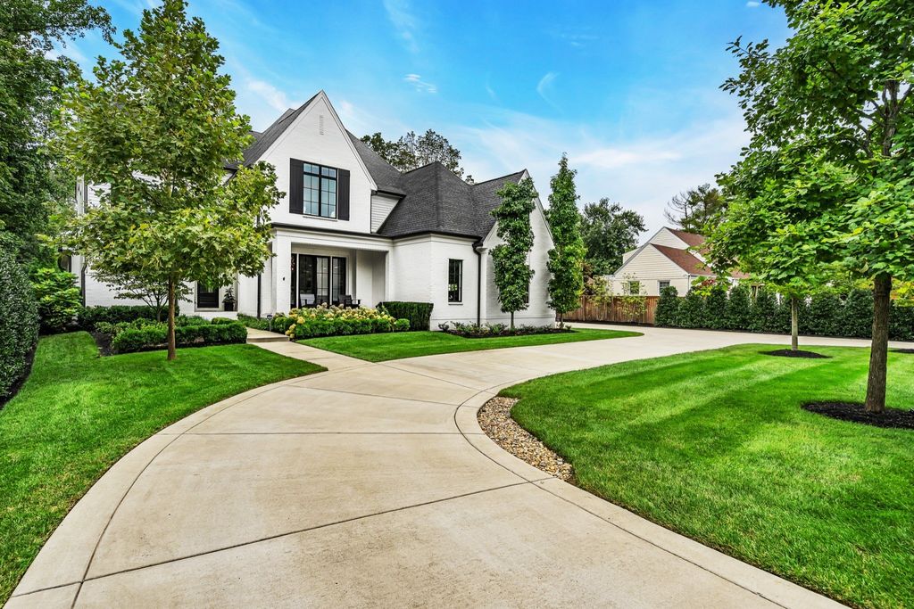 Luxurious $4.45 Million Home with Mature Landscaping Hits the Market in Nashville, Tennessee