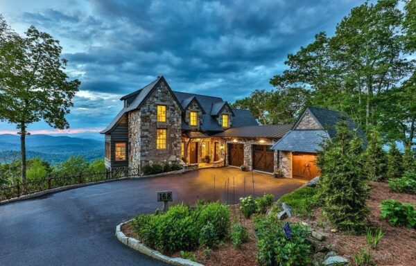Serenity in Highlands, North Carolina: European-Style Property with Breathtaking Mountain Views Asks $5,600,000