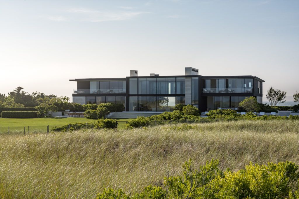 Southampton Oceanfront, Luxurious Resort-like Glamour by BMA Architect