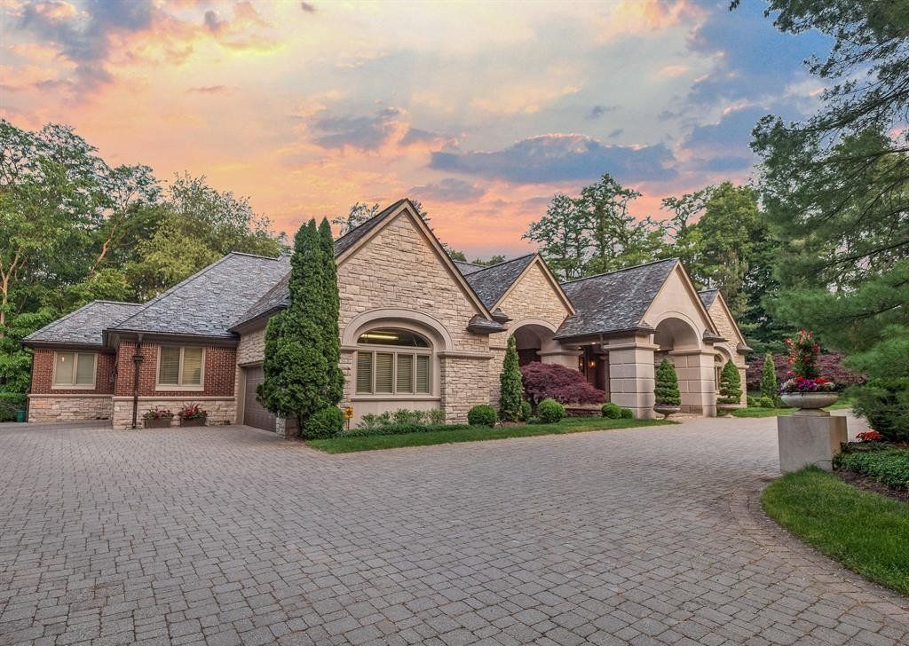 Timelessly Elegant Ranch Home on 1.5 Acres in Bloomfield Hills, Michigan Offered at $5.995 Million
