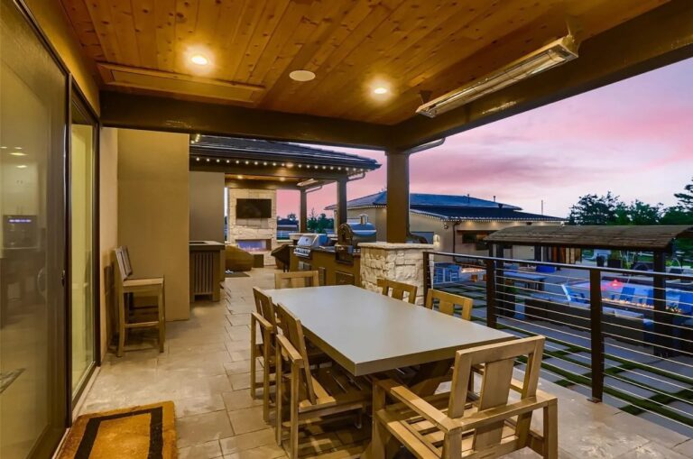 Splendid 6Bedroom Oasis Broomfield's Ultimate Luxury Home in