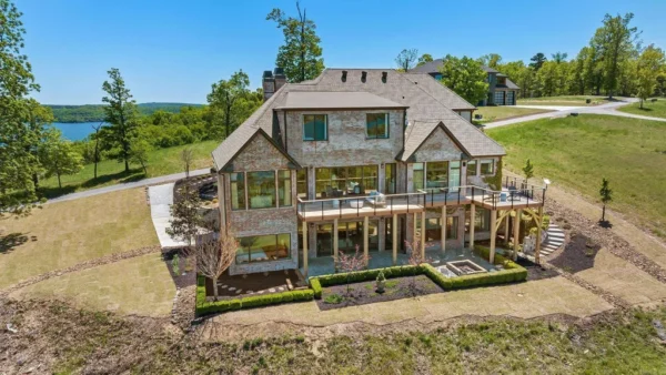Lakefront Luxury Living: Exquisite Custom Home with Beaver Lake Views in Arkansas Listed at $3,850,000