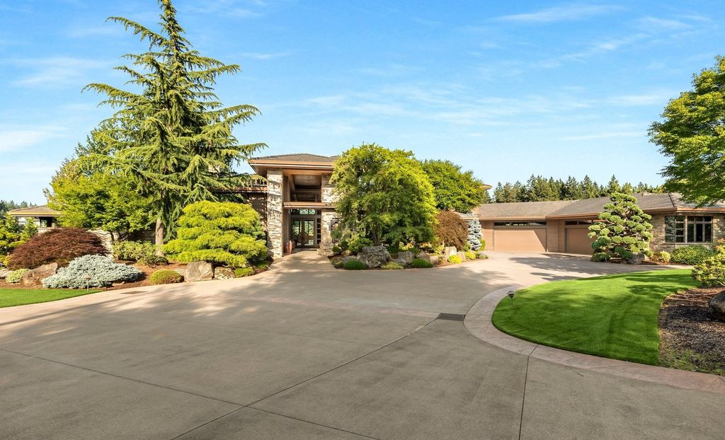 Architectural Marvel: Frank Lloyd Wright-Inspired Masterpiece on 2.2  Manicured Acres in Happy Valley, Oregon, Offered at $5.995 Million
