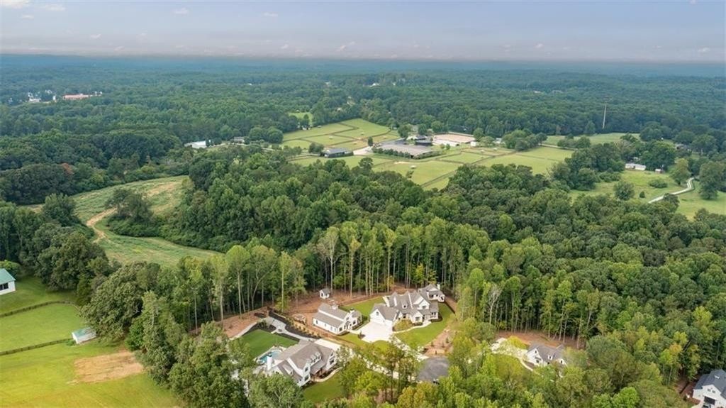 Canton, Georgia: $2.795 Million Modern Farmhouse Crafted by Andrew Hunt