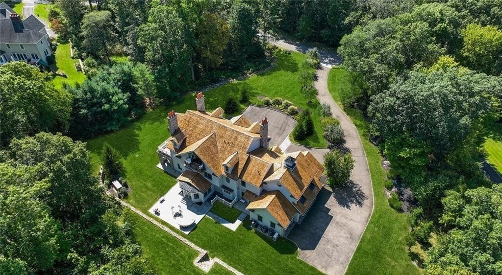 Captivating Elegance: Stamford, Connecticut's Architectural Gem on the Market for $6.254 Million
