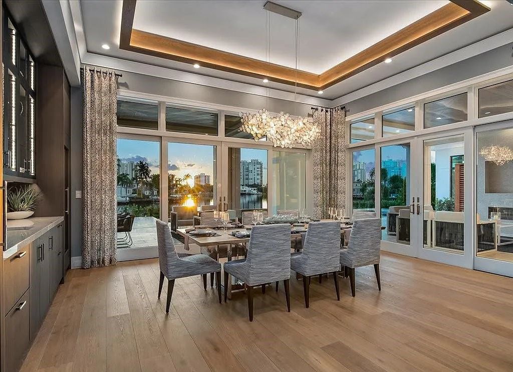 Experience waterfront luxury like never before at 3841 Crayton Road in Naples, Florida. This 5-bedroom, 6-bathroom masterpiece, built in 2023, is the result of a remarkable collaboration between Knauf Koenig, Falconer Jones, and Clive Daniel interior designers.