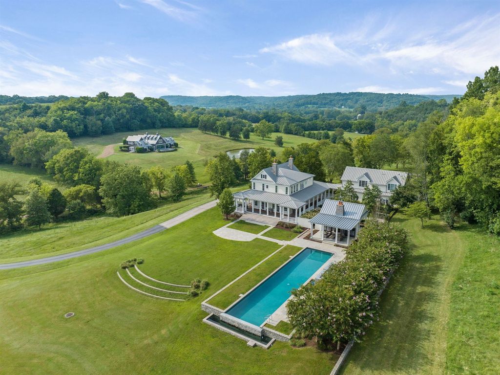 Countryside Paradise: $12.5 Million Trophy Farm in Franklin, Tennessee Offers Breathtaking Views of Rolling Hills and Pastures