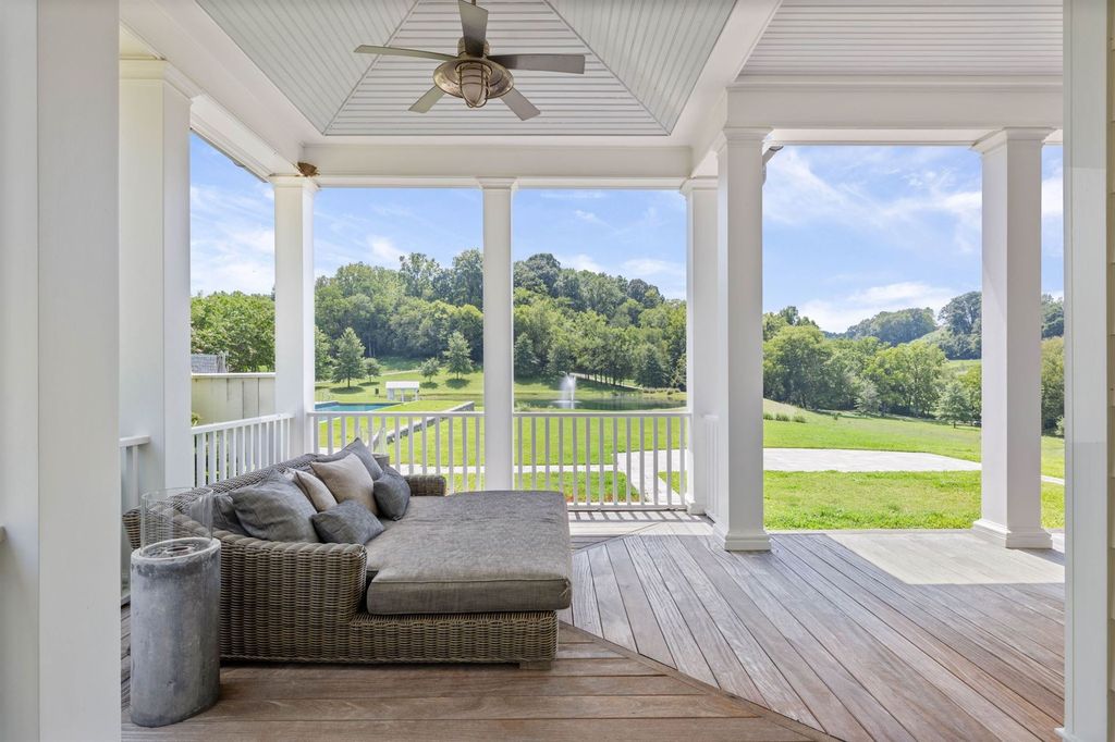 Countryside Paradise: $12.5 Million Trophy Farm in Franklin, Tennessee Offers Breathtaking Views of Rolling Hills and Pastures