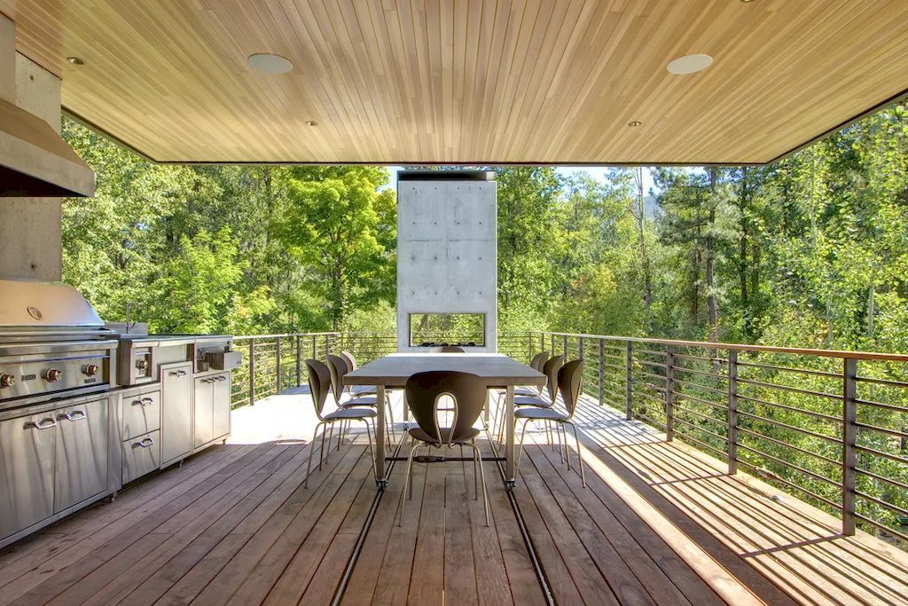 Creekside House Designed by Prentiss + Balance + Wickline Architects