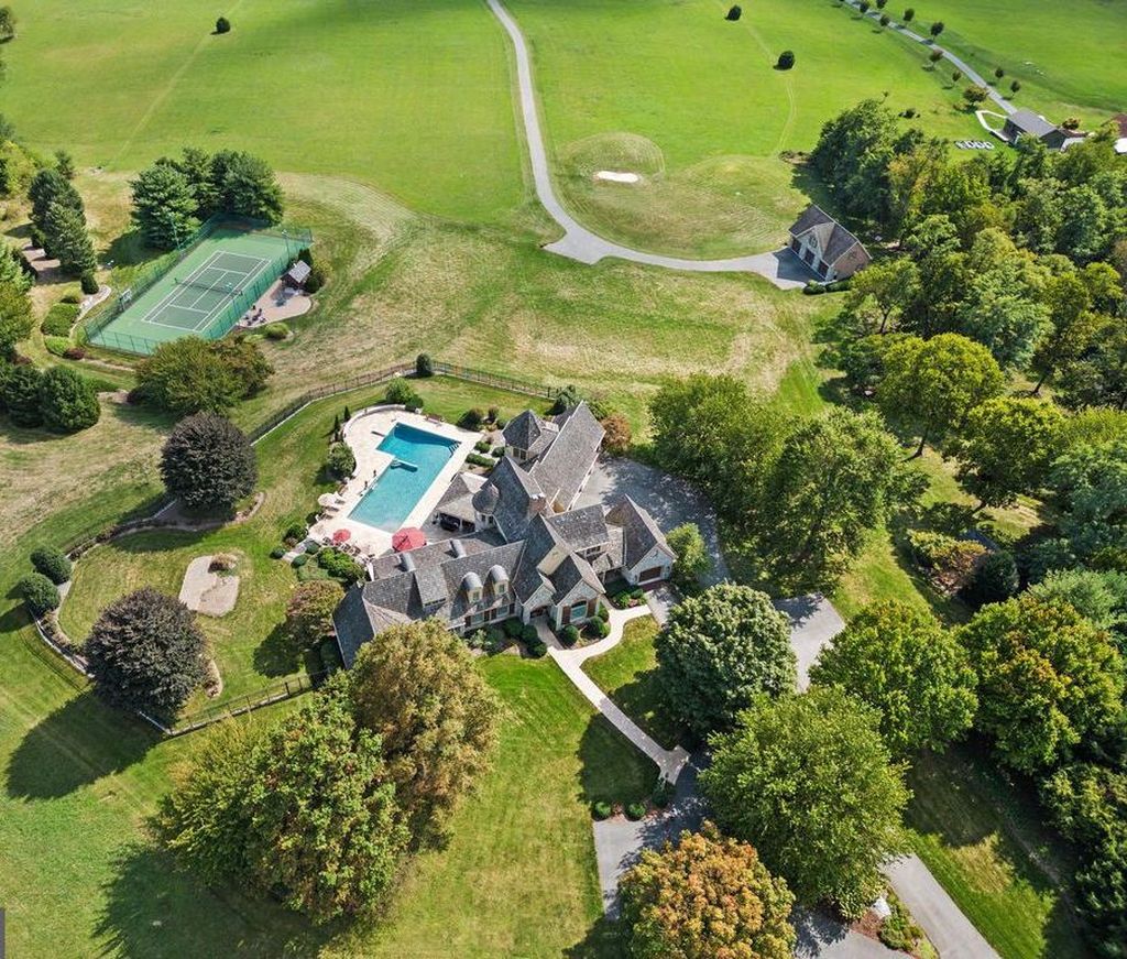 Exceptional 18-Acre Estate in Lauxmont Farms: Luxury Living with River Views in Wrightsville, Pennsylvania for $3,495 Million