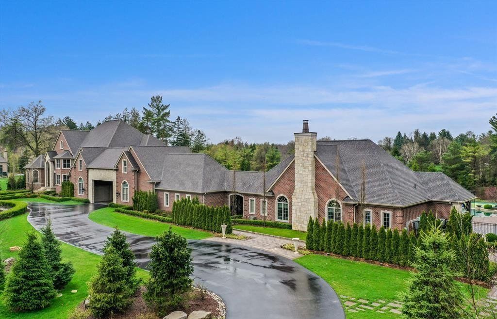 Exceptional Michigan Estate: A Masterpiece of Spacious Design and Functionality, Listed at $3.295 Million