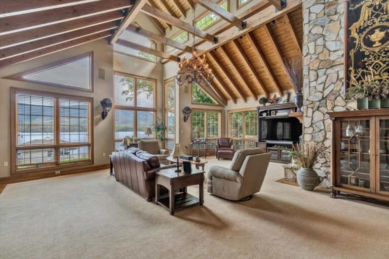 Exceptional Penhook, Virginia Residence A Lakefront Haven of