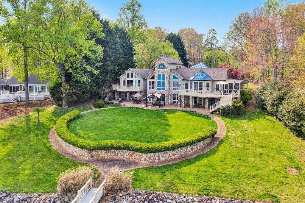 Exceptional Penhook, Virginia Residence: A Lakefront Haven of Architectural Elegance, Priced at $3.3 Million