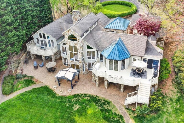Exceptional Penhook, Virginia Residence A Lakefront Haven of