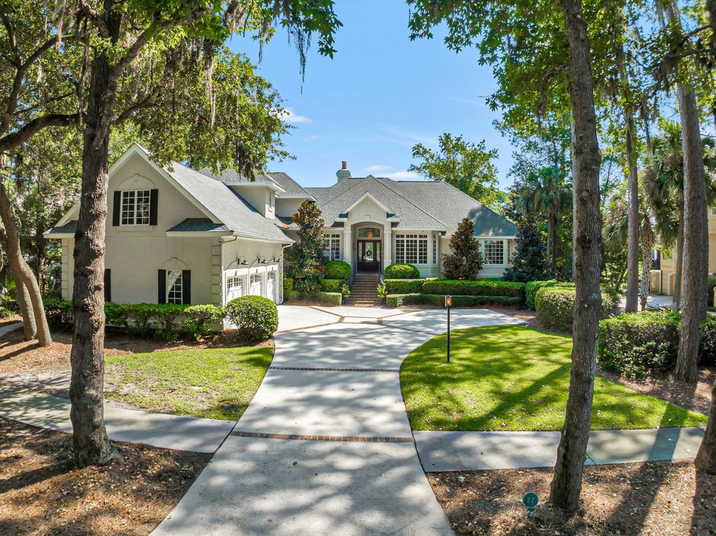Extraordinary Home Overlooking Golf Course in Hilton Head Island, South Carolina, Listed at $2.15 Million