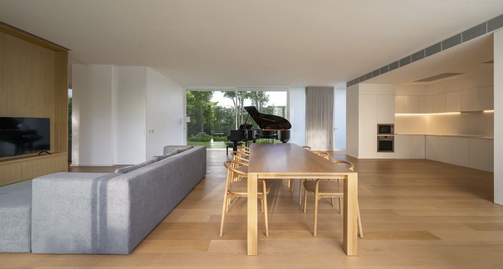 Home Residence Offers Serene Visual Spaces by Spacy Architecture