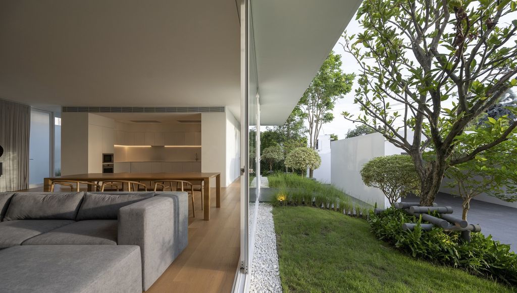 Home Residence Offers Serene Visual Spaces by Spacy Architecture