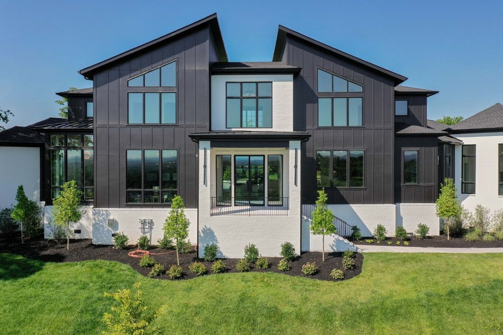 Incredible Franklin, Tennessee Residence: A Masterpiece by Hidden Valley Homes with Mesmerizing Views Offered at $4,249,900