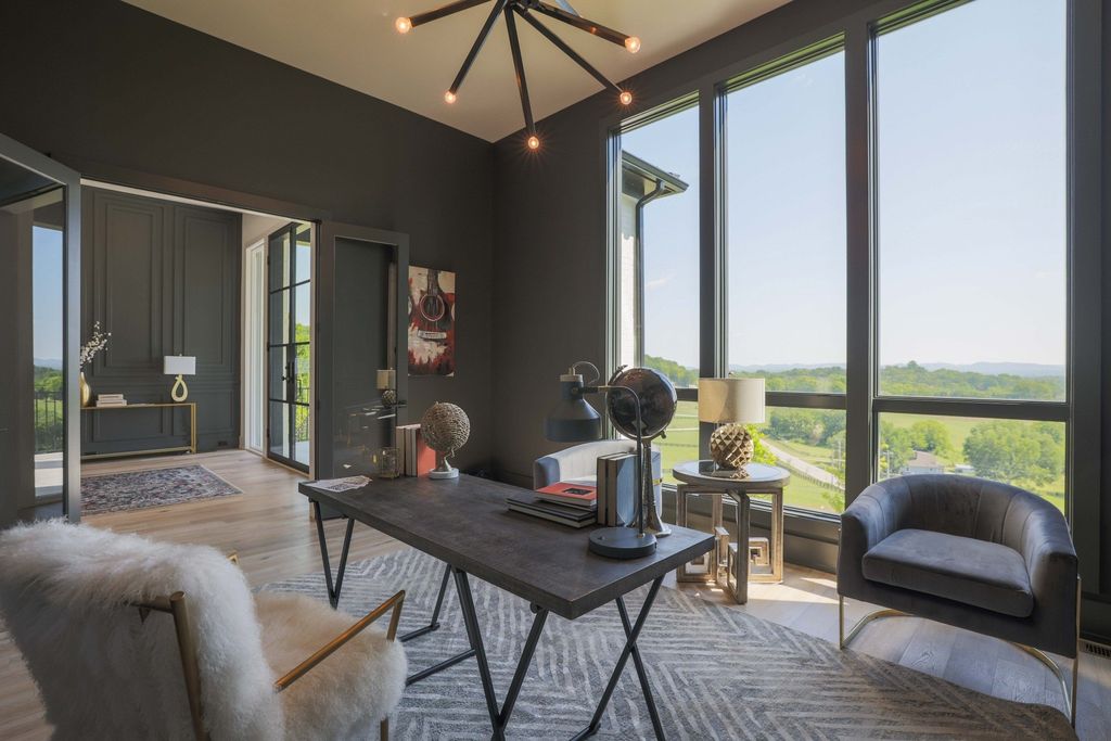 Incredible Franklin, Tennessee Residence: A Masterpiece by Hidden Valley Homes with Mesmerizing Views Offered at $4,249,900