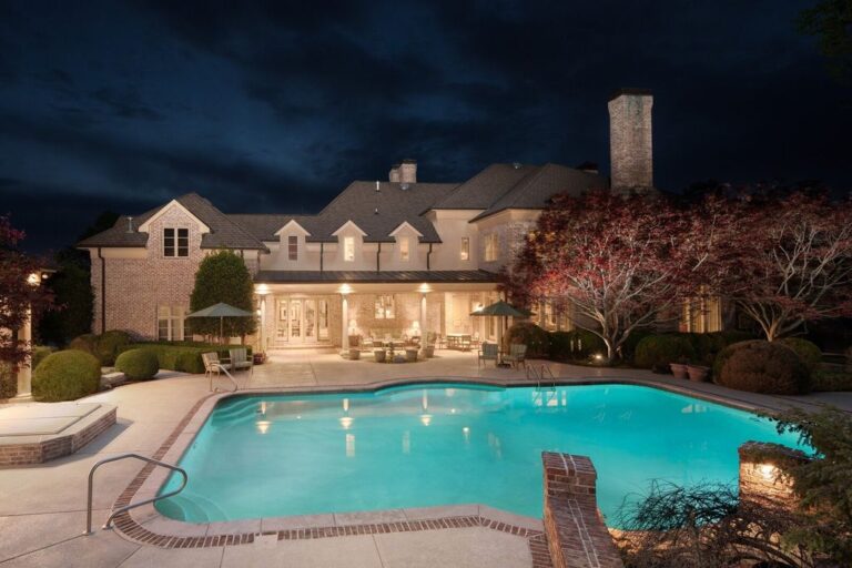 Luxurious Stan Pope-Designed Estate: A Masterpiece in Nashville, Tennessee Listed at $8.6 Million
