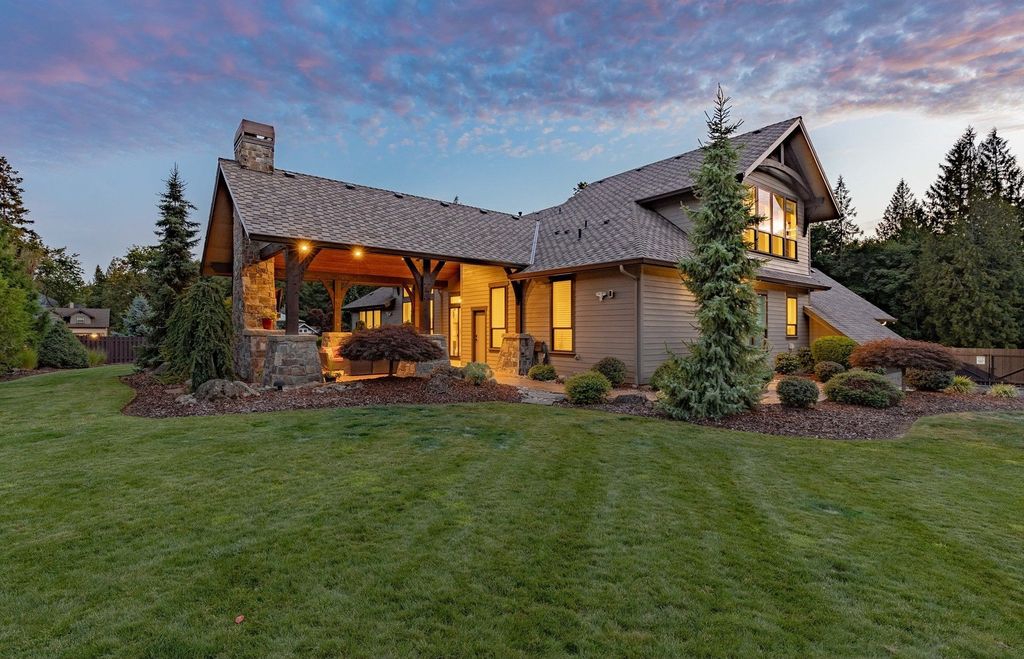 Luxury at Its Finest: $2.35 Million Ridgefield, Washington Home Exudes Elegance in Every Detail