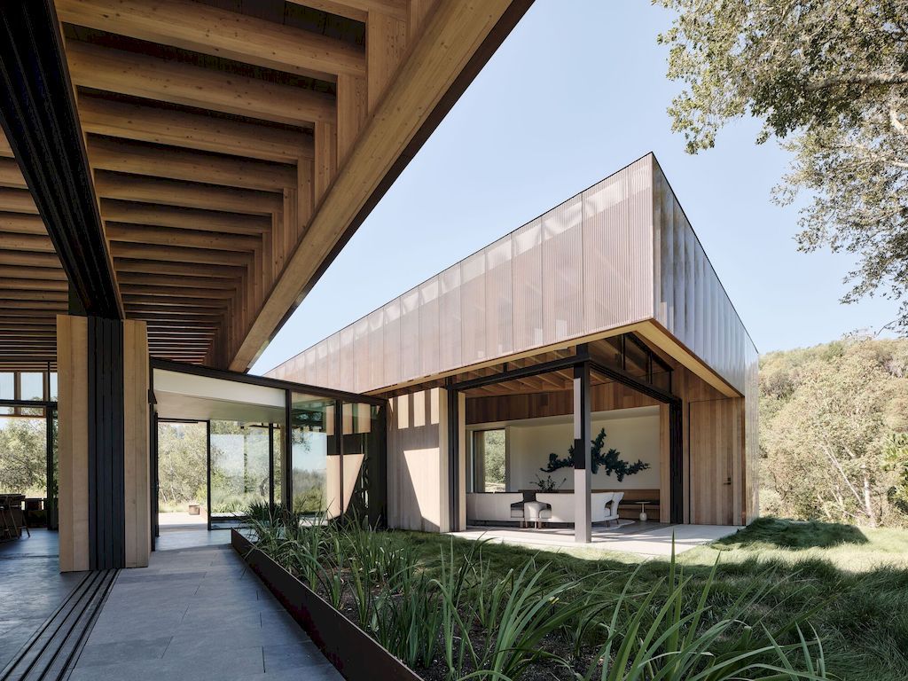 Madrone Ridge, Environmentally Conscious Home by Field Architecture