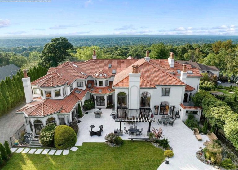 Palatial Mansion with Unobstructed Mountain Views in Cresskill, New