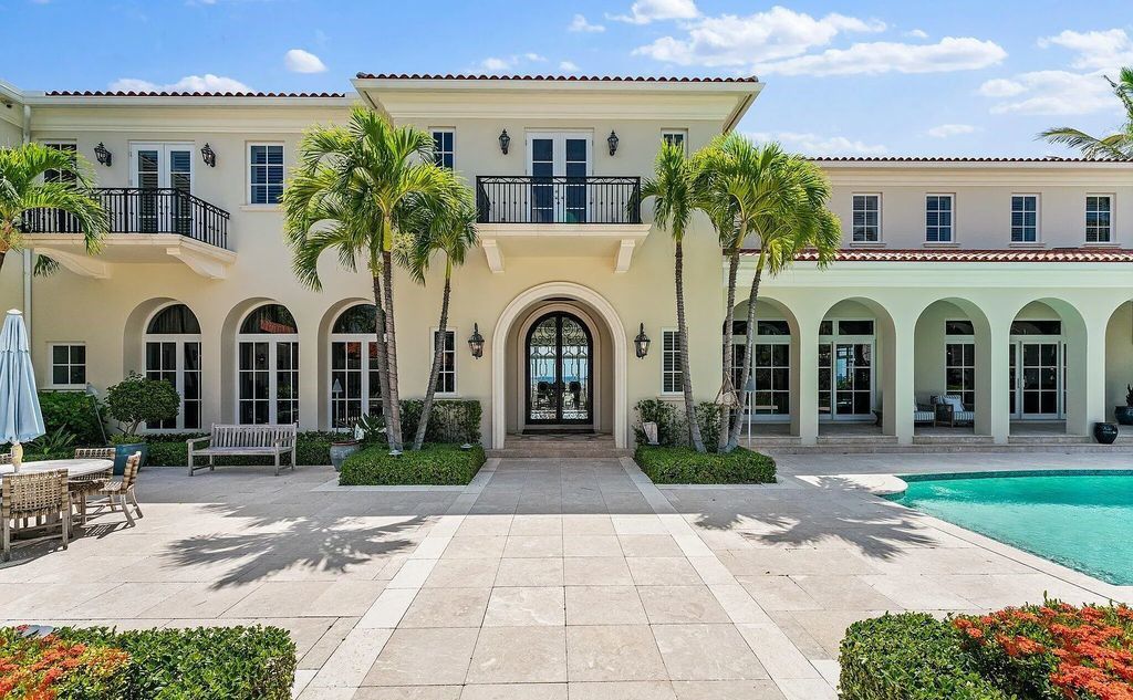 Nestled between the majestic Atlantic Ocean and the tranquil Intracoastal Waterway lies the extraordinary ''Villa Oceano Azul.'' This stunning estate is located in the prestigious estate section of Manalapan, Florida, and embodies the epitome of luxury living.