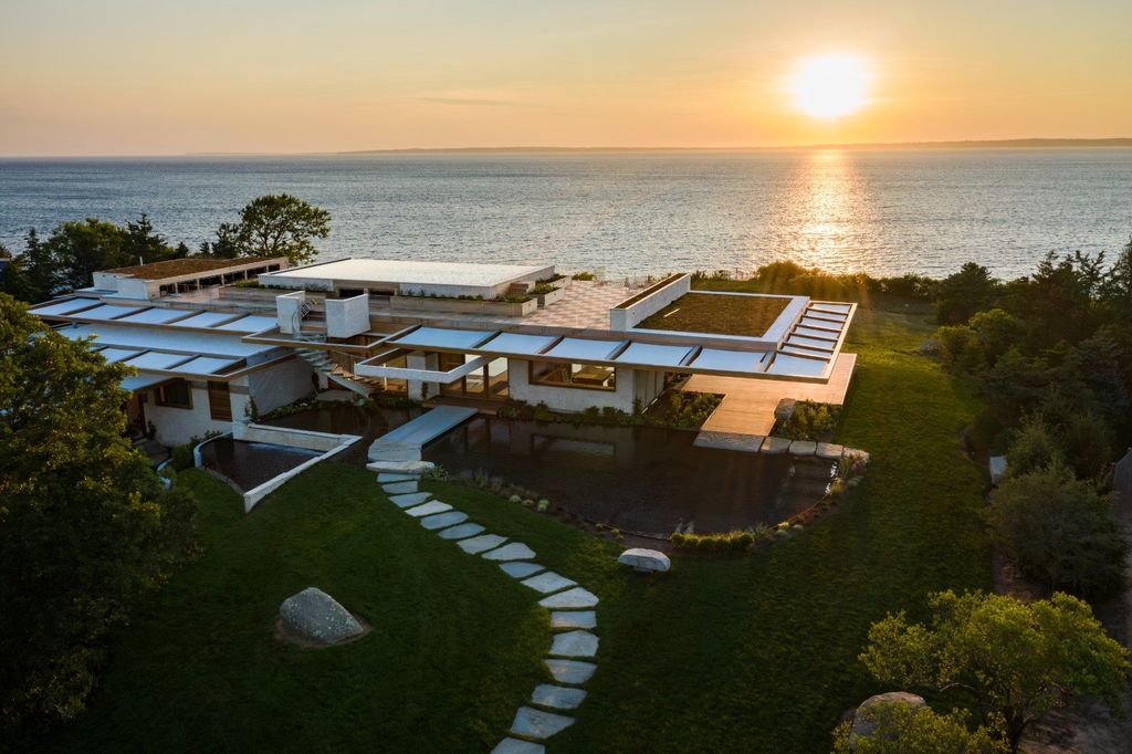 Seaside Splendor: Exquisite West Tisbury Beachfront Estate Listed at $26.5 Million